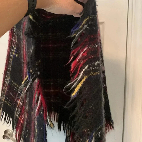 Plaid poncho turtleneck O/S - Picture 6 of 7
